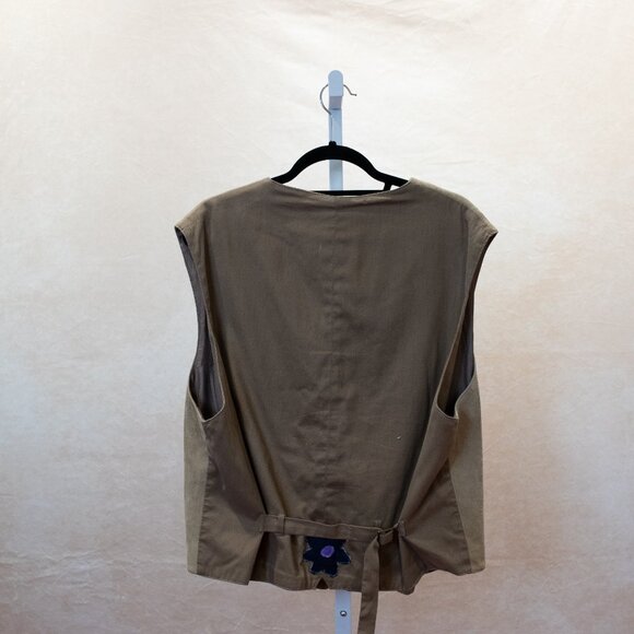 Vinage GAP Vest - Picture 3 of 3